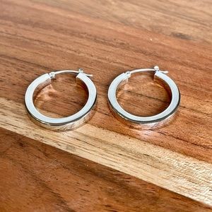 14 Karat White Gold Hoop Earrings